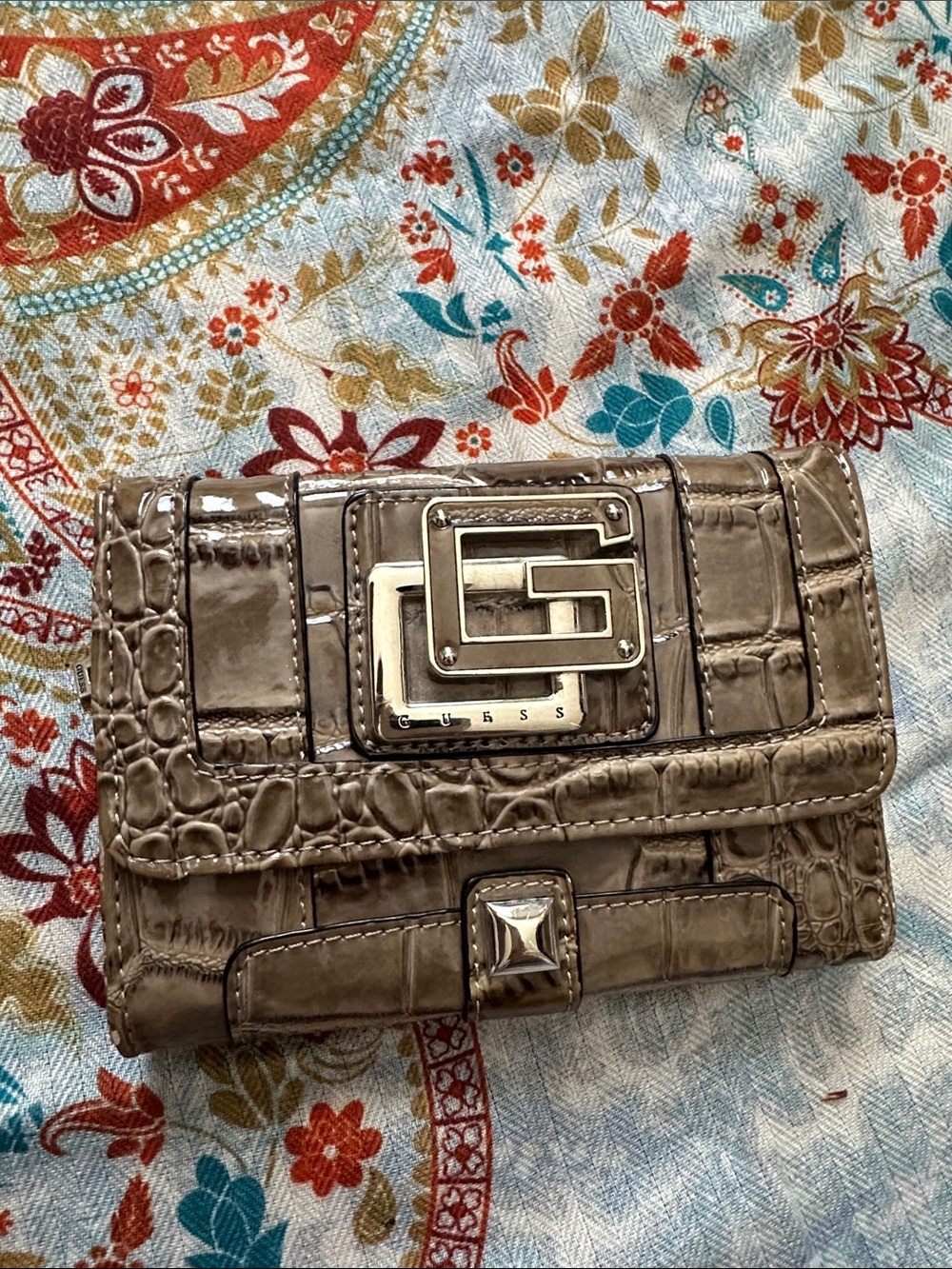 Guess Taupe Croc-Embossed Patent Wallet with Signature G Logo